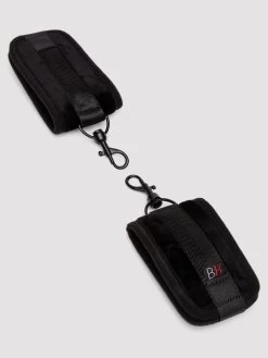 Bondage Boutique Soft Handcuffs -Online Sex toys shop 52050 a30718 black 004