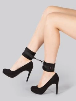 Bondage Boutique Soft Ankle Cuffs -Online Sex toys shop 52051 a30719 black 005