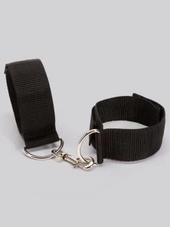BASICS Ankle Cuffs -Online Sex toys shop 57763 a32676 black 002