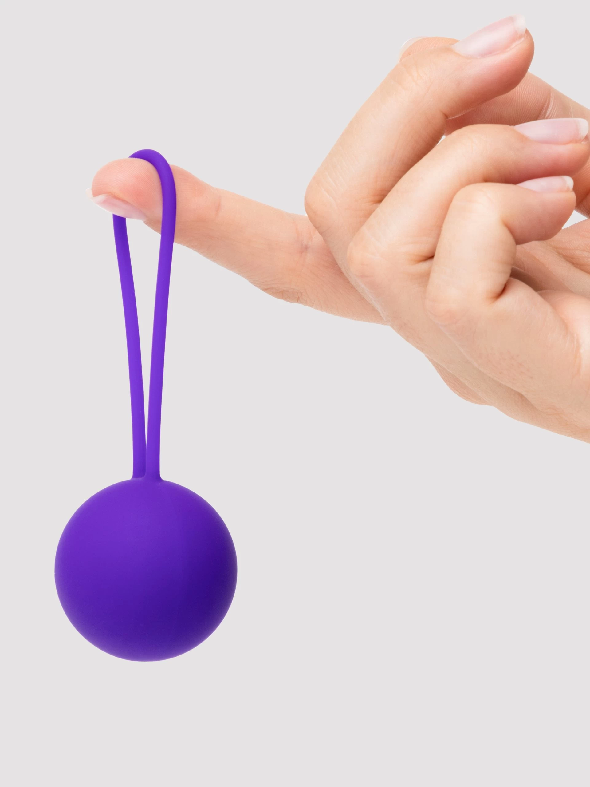 Lovehoney Main Squeeze Single Kegel Ball 1.1oz 6 Lovehoney Main Squeeze Single Kegel Ball 1.1oz - Image 4