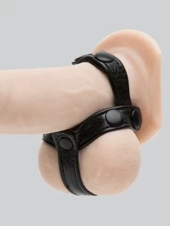 Bondage Boutique T-Style Cock Ring With Ball Divider