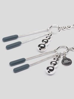 Fifty Shades Of Grey Fifty Shades Darker At My Mercy Chained Nipple Clamps 10 Fifty Shades Of Grey Fifty Shades Darker At My Mercy Chained Nipple Clamps -Online Sex toys shop 63952 a35195 silver 002