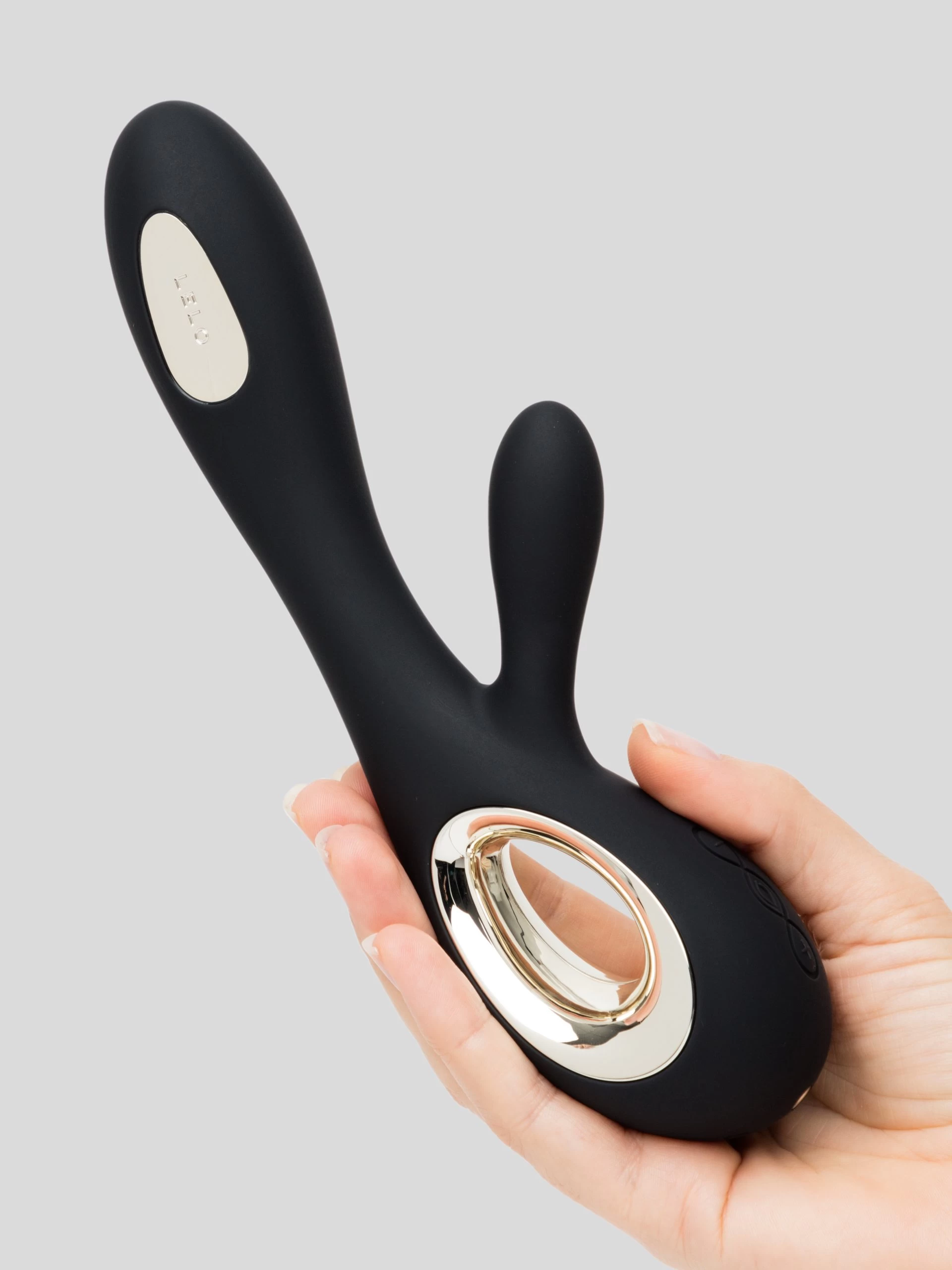 Lelo Soraya Wave Rechargeable Rabbit Vibrator 7 Lelo Soraya Wave Rechargeable Rabbit Vibrator - Image 5