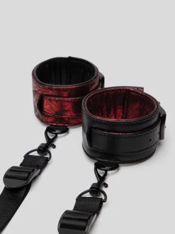 Fifty Shades Of Grey Sweet Anticipation Reversible Under Mattress Restraint Set 11 Fifty Shades Of Grey Sweet Anticipation Reversible Under Mattress Restraint Set -Online Sex toys shop 83671 a46562 black 002 1