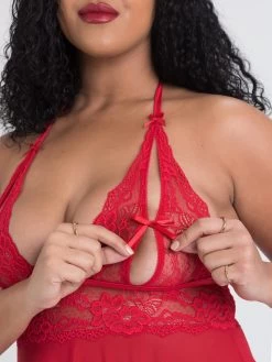 Lovehoney Plus Size Peek-a-Boo Red Lace Babydoll Set 7 Lovehoney Plus Size Peek-a-Boo Red Lace Babydoll Set -Online Sex toys shop 83957 a46618 red x size 002