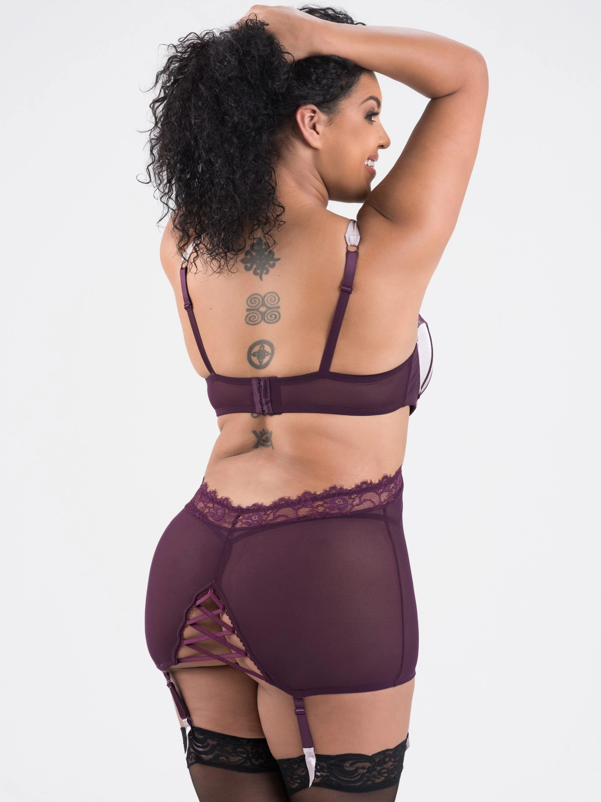 Lovehoney Plus Size Boudoir Belle Plum Cut-Out Chemise Set 4 Lovehoney Plus Size Boudoir Belle Plum Cut-Out Chemise Set - Image 2