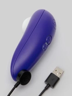 Womanizer Starlet 3 Rechargeable Clitoral Suction Stimulator -Online Sex toys shop 84390 a47003 blue 002
