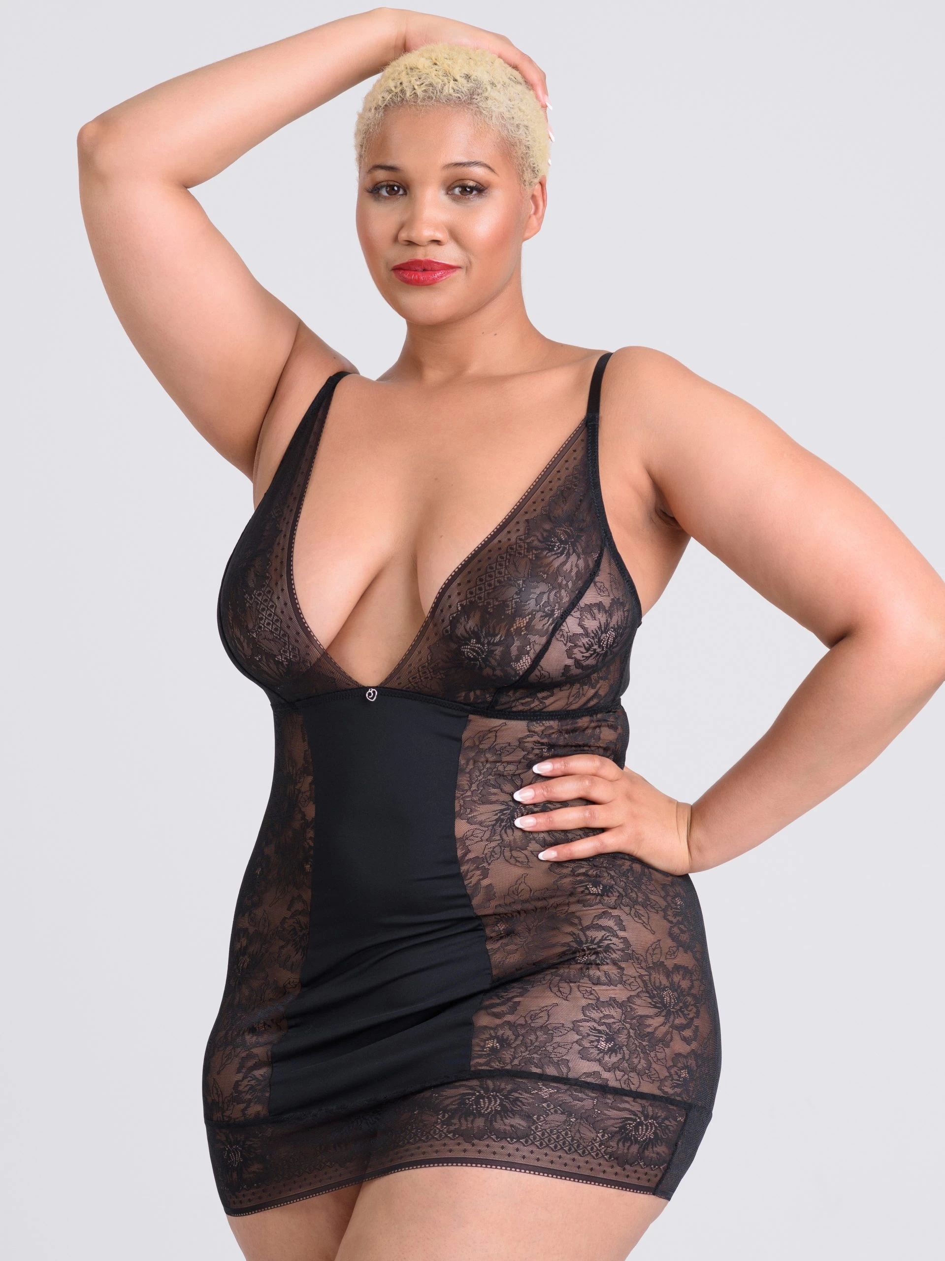 Lovehoney Plus Size Hourglass Black Smoothing Chemise 3 Lovehoney Plus Size Hourglass Black Smoothing Chemise