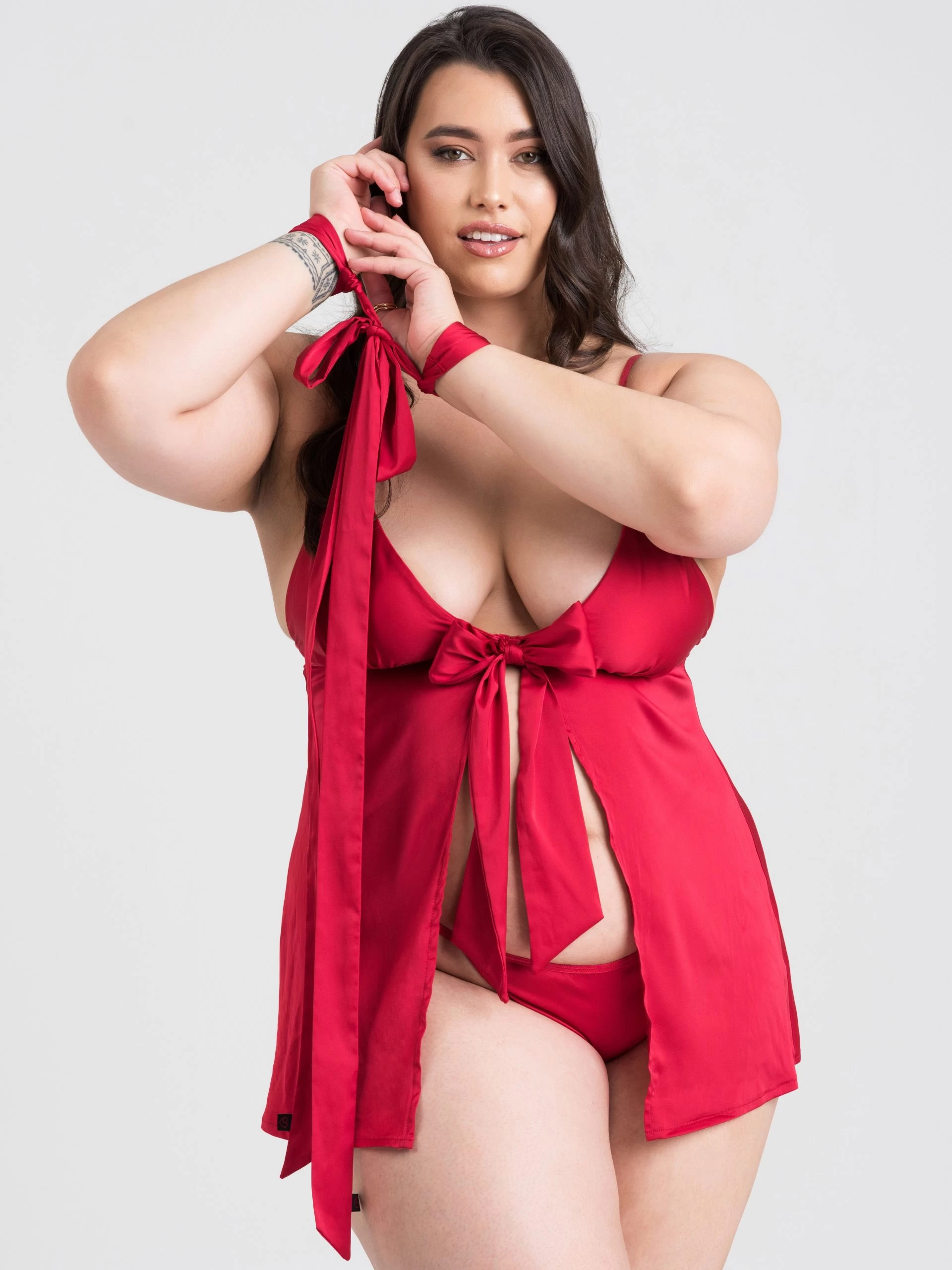 Lovehoney Plus Size Unwrap Me Red Satin Babydoll Gift Set 7 Lovehoney Plus Size Unwrap Me Red Satin Babydoll Gift Set - Image 5