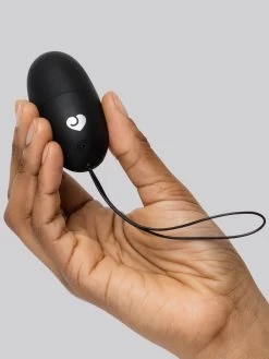 Lovehoney Secret Agent Rechargeable Remote Control Love Egg -Online Sex toys shop 85067 a47502 black 003