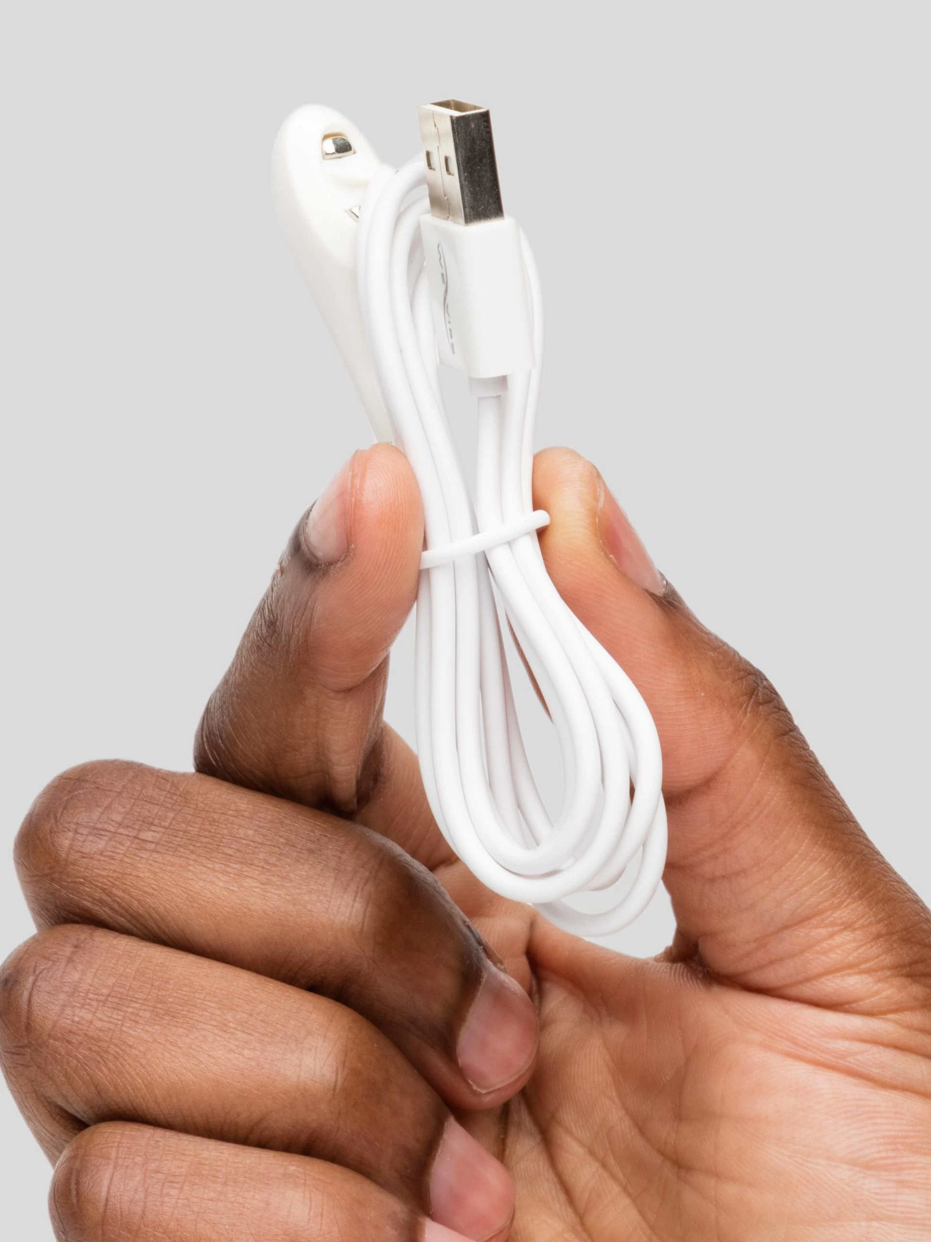 We-Vibe Magnetic USB Charging Cable 4 We-Vibe Magnetic USB Charging Cable - Image 2