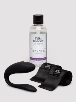Fifty Shades Of Grey X We-Vibe Moving As One Couple's Kit