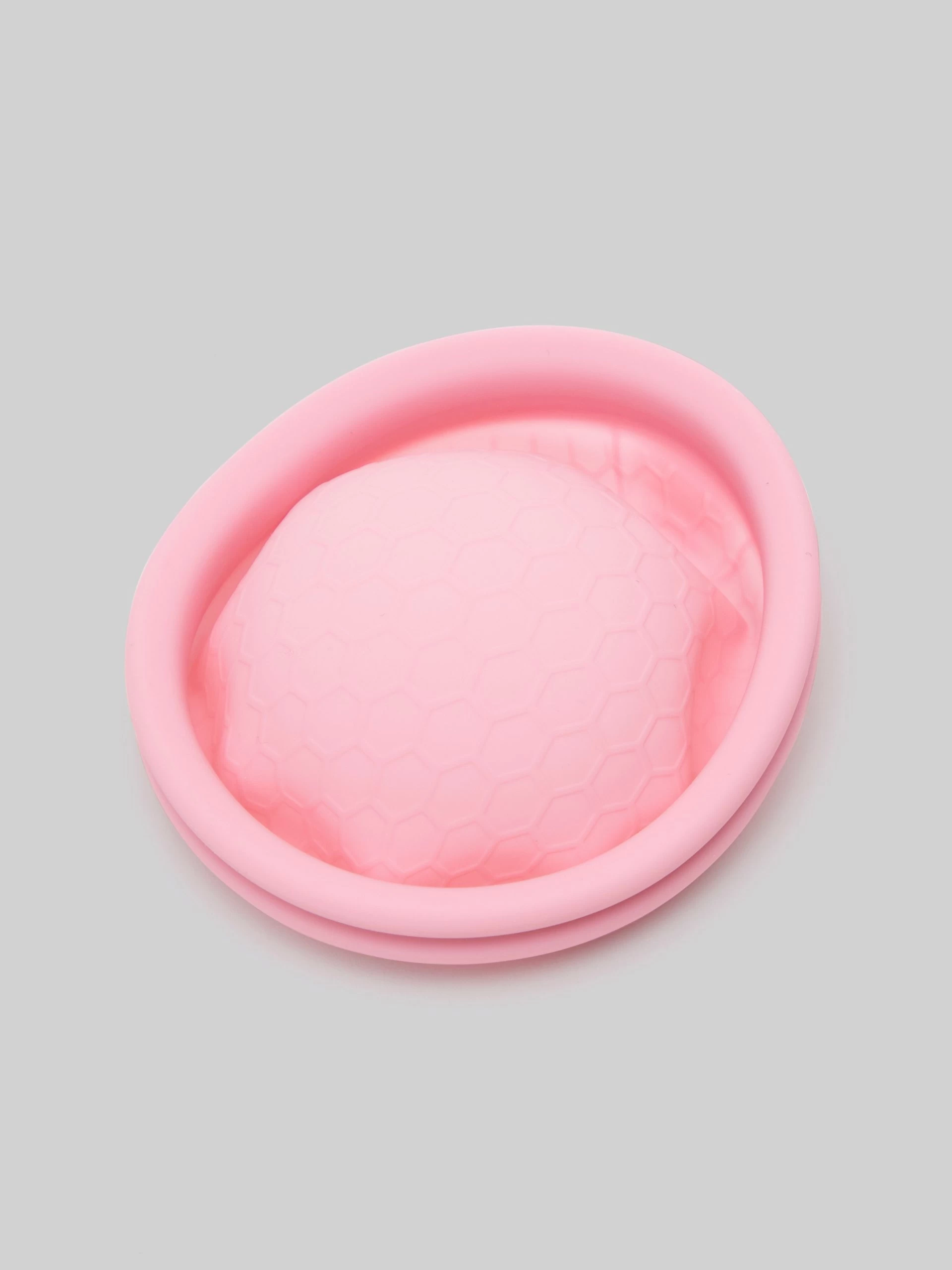 Intimina Ziggy 2 Flat-Fit Menstrual Cup A 6 Intimina Ziggy 2 Flat-Fit Menstrual Cup A - Image 4