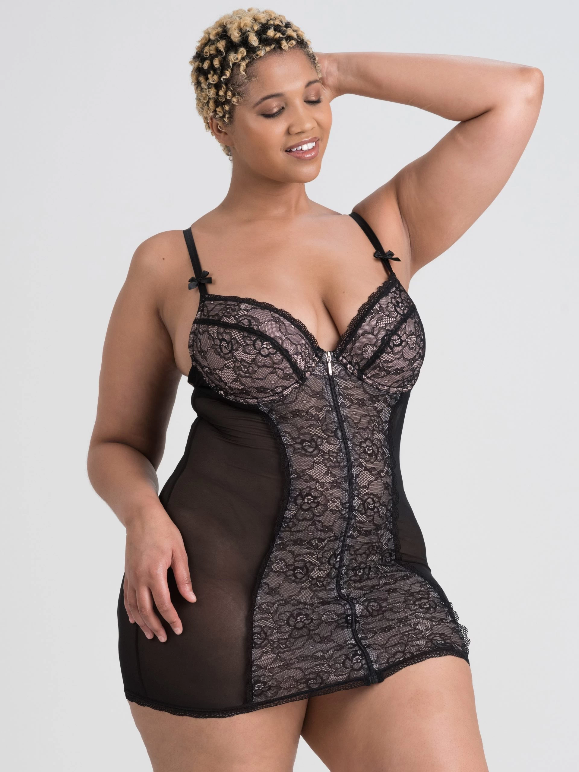 Lovehoney Plus Size Entice Me Black Lace Dress 4 Lovehoney Plus Size Entice Me Black Lace Dress - Image 2
