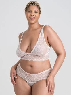 Lovehoney Plus Size Vintage Romance Sheer Ivory Lace Bra And Corset Set -Online Sex toys shop 85585 a47882 ivory x size 003