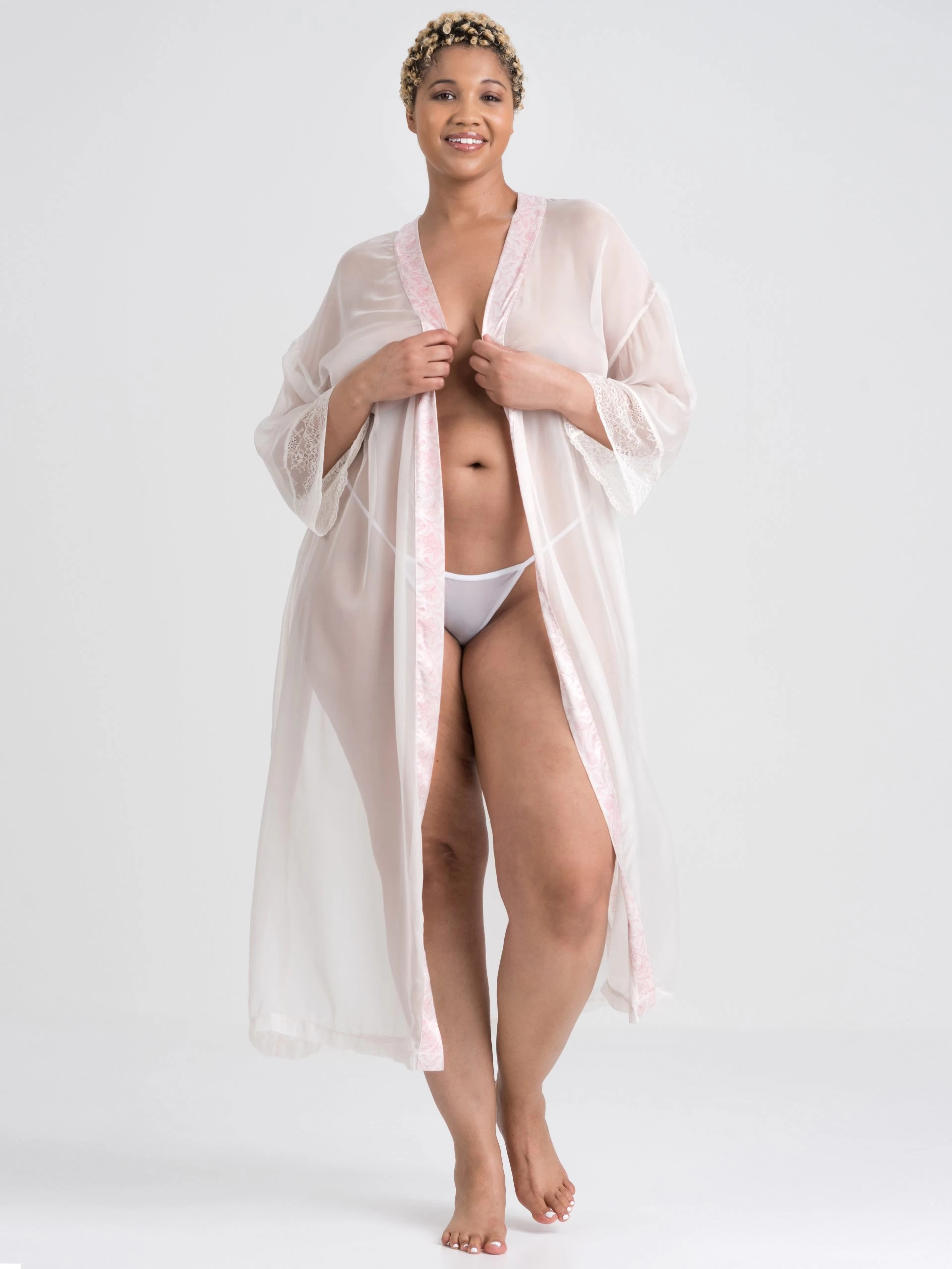 Lovehoney Plus Size Vintage Romance Sheer Ivory Lace Robe 4 Lovehoney Plus Size Vintage Romance Sheer Ivory Lace Robe - Image 2