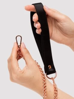 Lovehoney Sweet Restraint Recycled Couple's Bondage Kit (5 Piece) 13 Lovehoney Sweet Restraint Recycled Couple's Bondage Kit (5 Piece) -Online Sex toys shop 85889 a48154 black 004