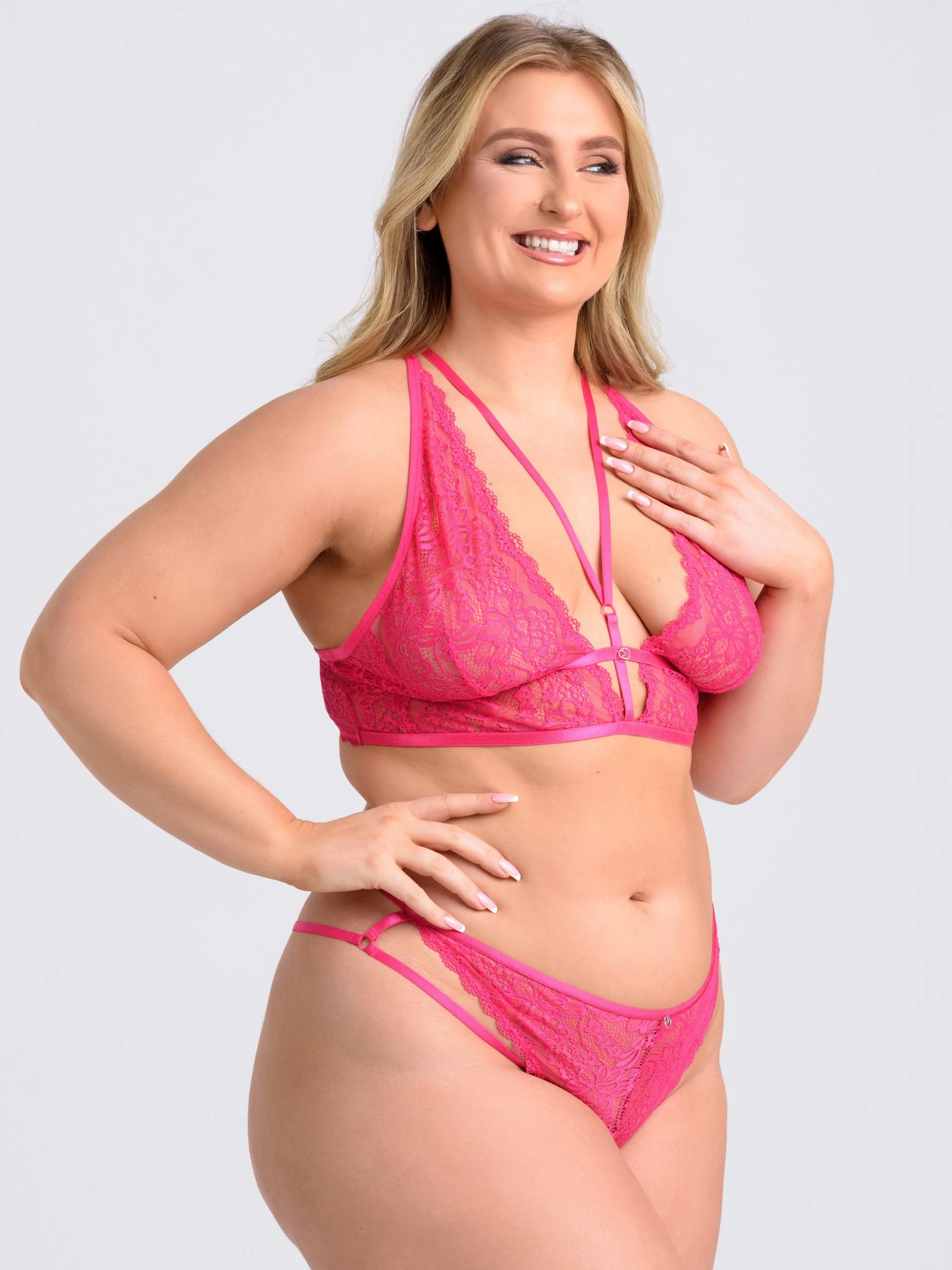 Lovehoney Plus Size Late Night Liaison Hot Pink Crotchless Lace Bra Set 5 Lovehoney Plus Size Late Night Liaison Hot Pink Crotchless Lace Bra Set - Image 3