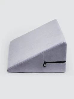 Lovehoney Elevate Sex Position Enhancer Wedge -Online Sex toys shop 86013 a48237 grey 004