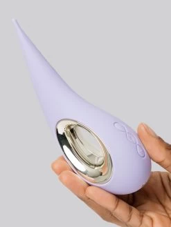 Lelo Dot Rechargeable Silicone Clitoral Vibrator 13 Lelo Dot Rechargeable Silicone Clitoral Vibrator -Online Sex toys shop 86048 a48259 purple 004