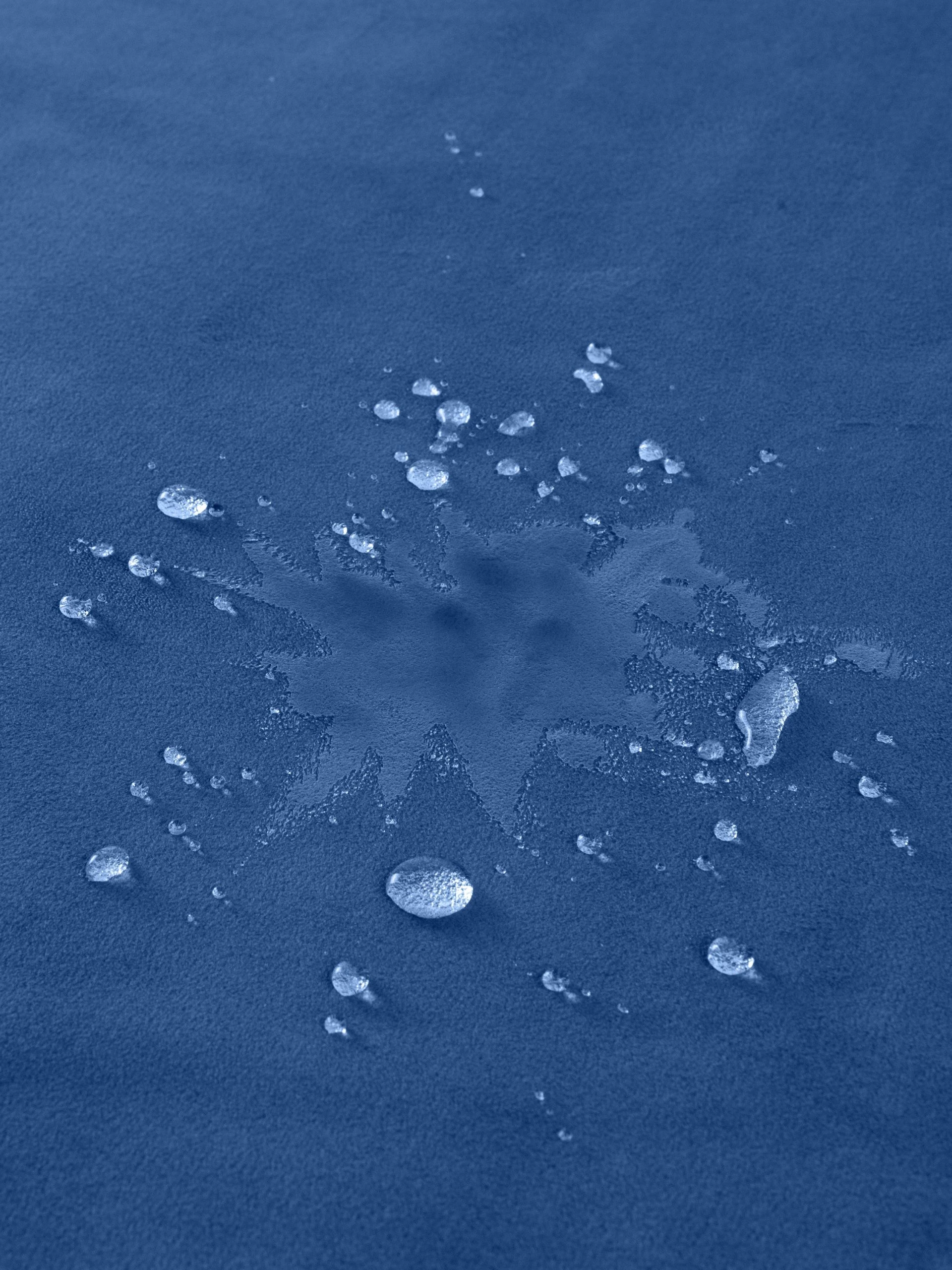 Liberator Fascinator Moisture-Proof Travel Throw 7 Liberator Fascinator Moisture-Proof Travel Throw - Image 5