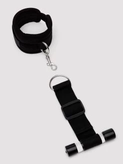 Bondage Boutique Over The Door Restraints 10 Bondage Boutique Over The Door Restraints -Online Sex toys shop 86662 a48716 black 002 1
